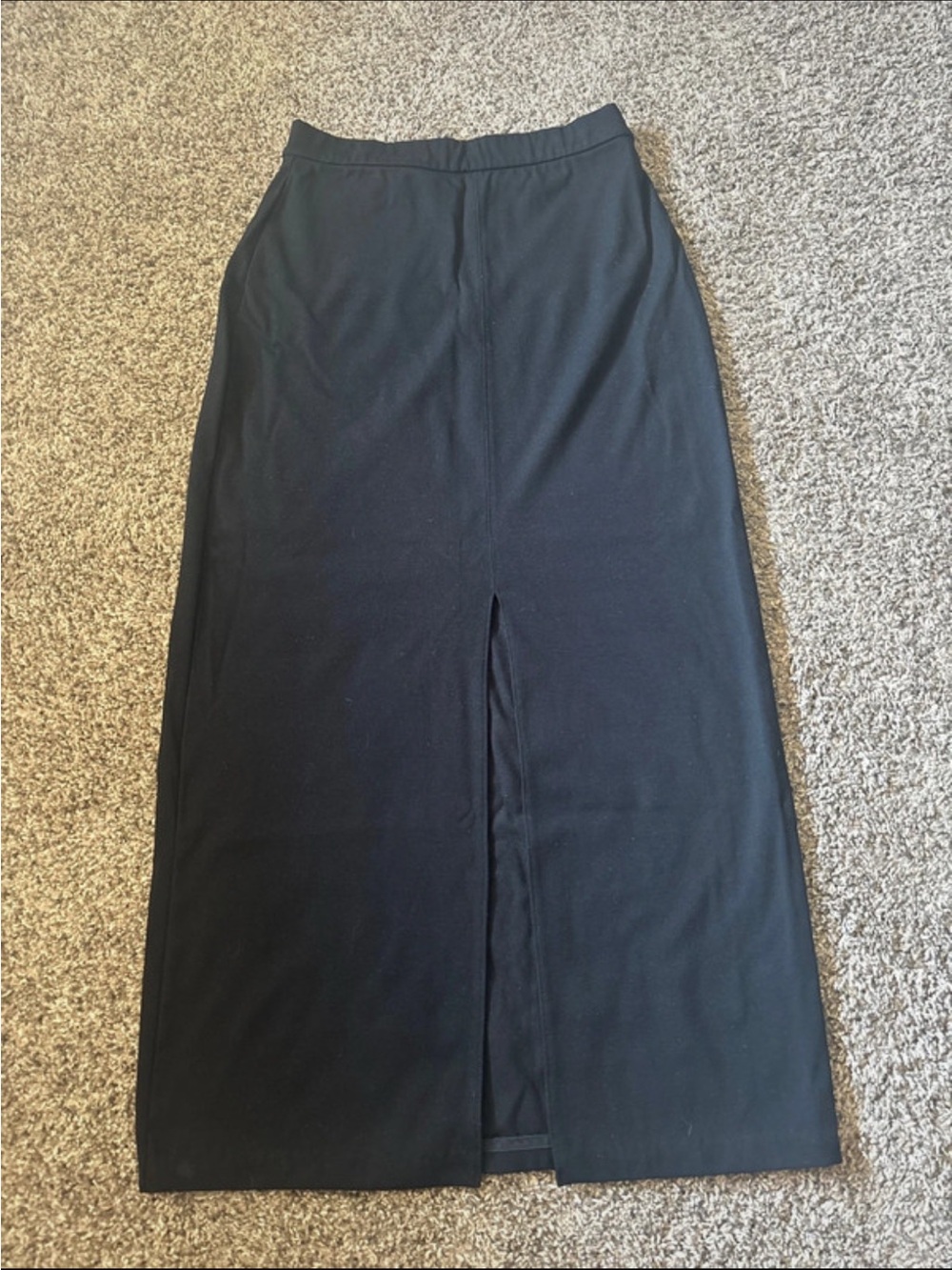 Club Monaco Classic Black Women's Midi Skirt with Front Slit